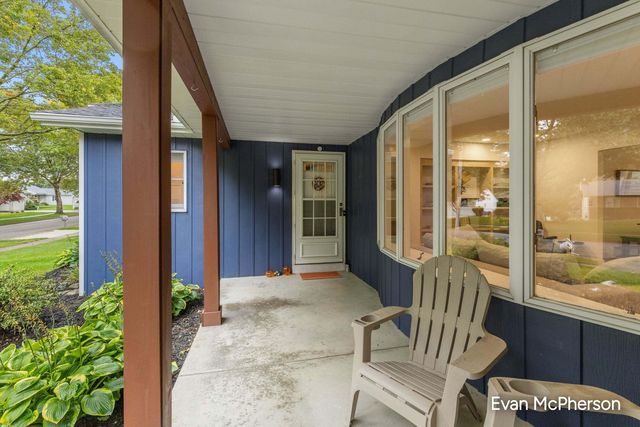 1805 Edgewood Avenue Se, City Of Grand Rapids, MI 49506