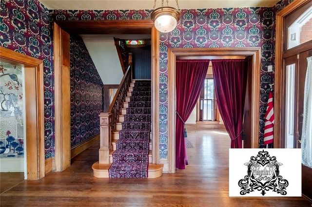 805 N 4 Street, Atchison, KS 66002