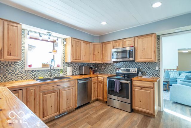 1171 Creekside Lane, Plainfield, IN 46168