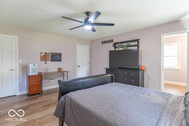 1171 Creekside Lane, Plainfield, IN 46168