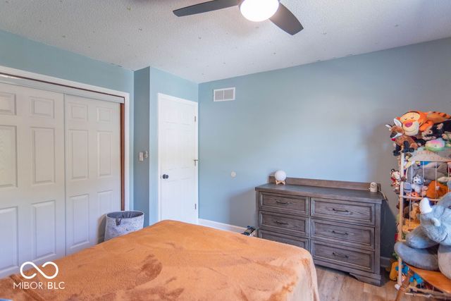 1171 Creekside Lane, Plainfield, IN 46168