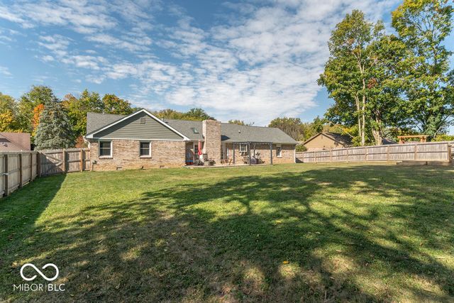 1171 Creekside Lane, Plainfield, IN 46168