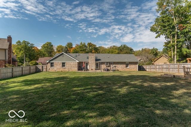 1171 Creekside Lane, Plainfield, IN 46168