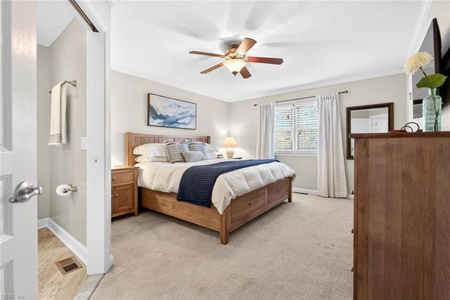 557 Longleaf RD, Virginia Beach, VA 23454