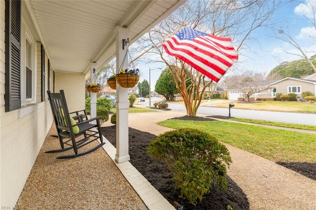 557 Longleaf RD, Virginia Beach, VA 23454