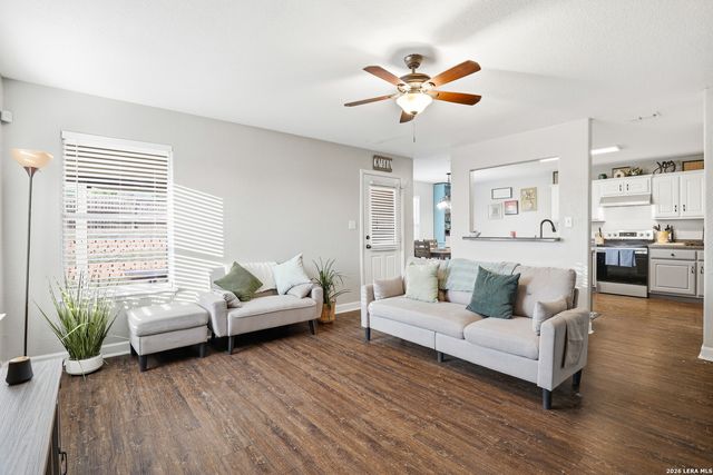 11267 MAGIC CYN, San Antonio, TX 78252