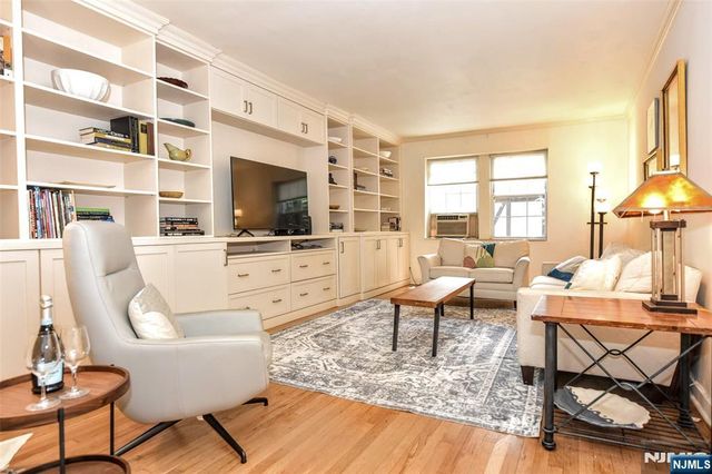 185 E Palisade Avenue B1B, Englewood, NJ 07631