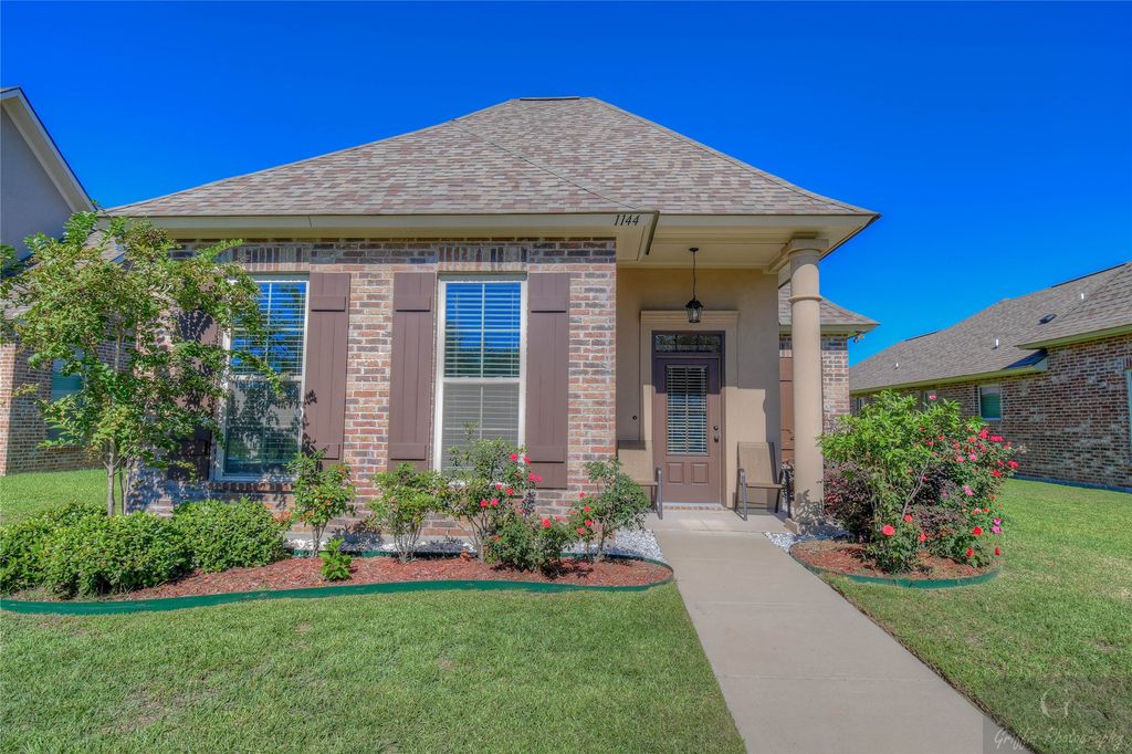 1144 Island Park Boulevard, Shreveport, LA 71105
