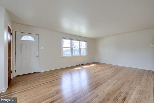 201 FRANCES AVE, Lancaster, PA 17602