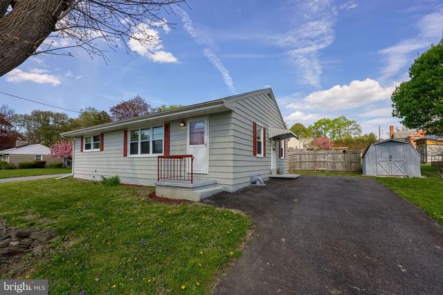 201 FRANCES AVE, Lancaster, PA 17602