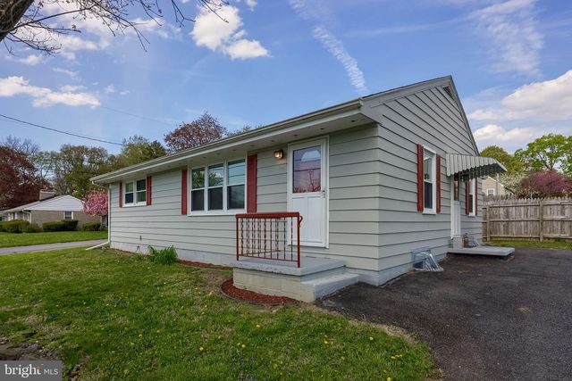 201 FRANCES AVE, Lancaster, PA 17602