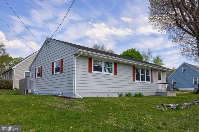 201 FRANCES AVE, Lancaster, PA 17602