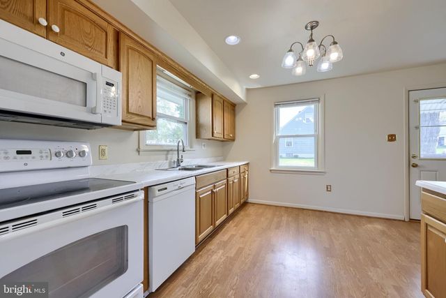 201 FRANCES AVE, Lancaster, PA 17602