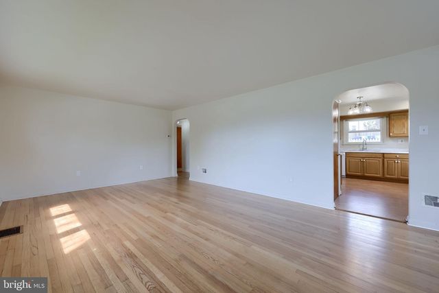 201 FRANCES AVE, Lancaster, PA 17602