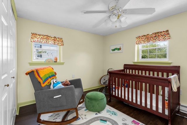 60 Greentree Ln 38, Weymouth, MA 02190