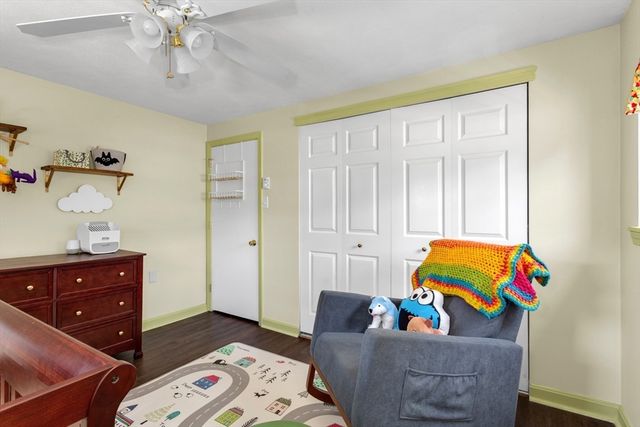 60 Greentree Ln 38, Weymouth, MA 02190