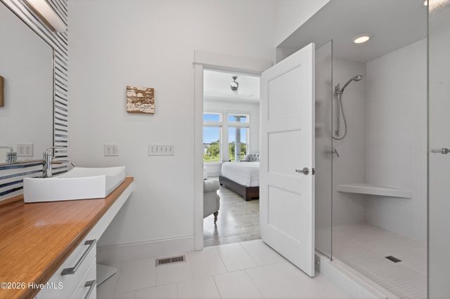 311 Cabbage Inlet Lane, Wilmington, NC 28409