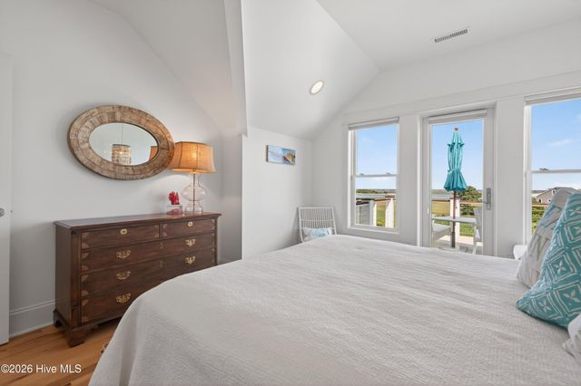 311 Cabbage Inlet Lane, Wilmington, NC 28409
