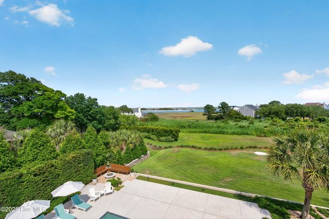 311 Cabbage Inlet Lane, Wilmington, NC 28409