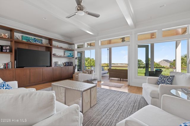 311 Cabbage Inlet Lane, Wilmington, NC 28409