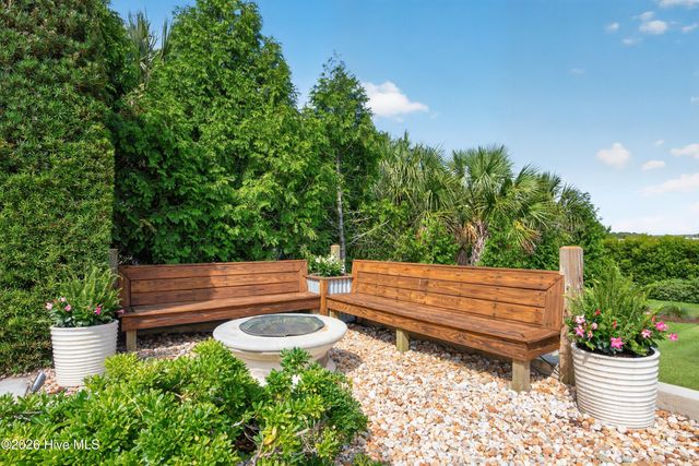 311 Cabbage Inlet Lane, Wilmington, NC 28409