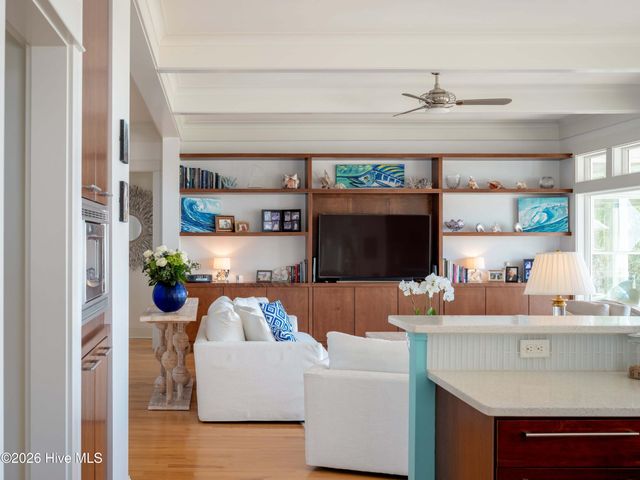 311 Cabbage Inlet Lane, Wilmington, NC 28409