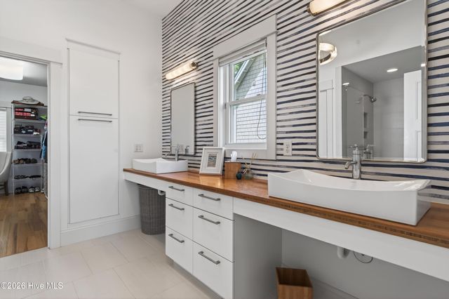 311 Cabbage Inlet Lane, Wilmington, NC 28409