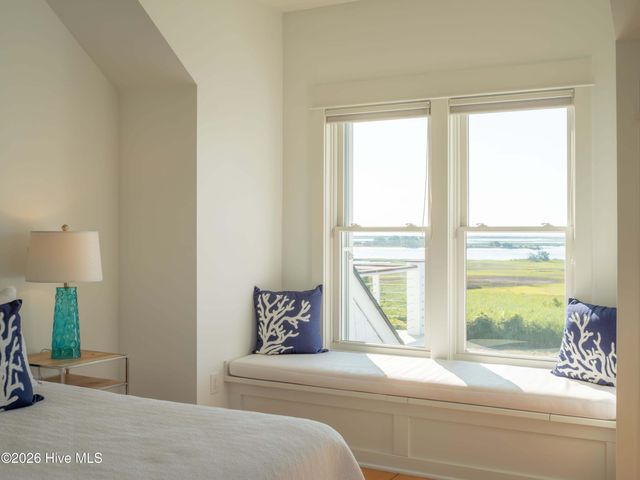 311 Cabbage Inlet Lane, Wilmington, NC 28409