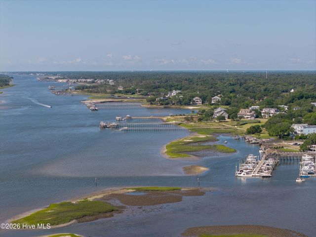 311 Cabbage Inlet Lane, Wilmington, NC 28409