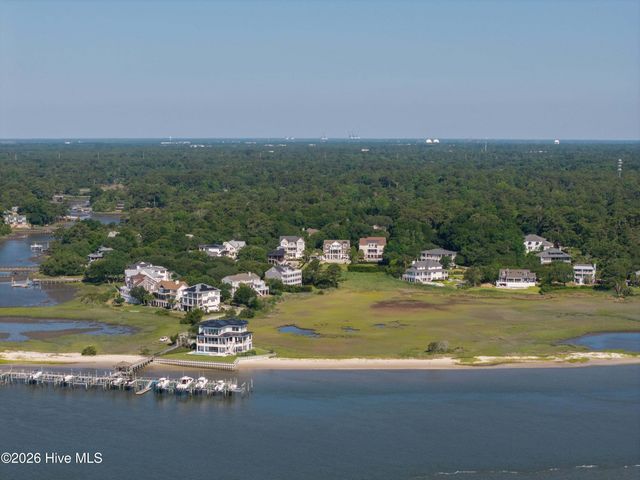 311 Cabbage Inlet Lane, Wilmington, NC 28409