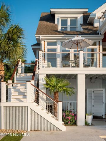311 Cabbage Inlet Lane, Wilmington, NC 28409