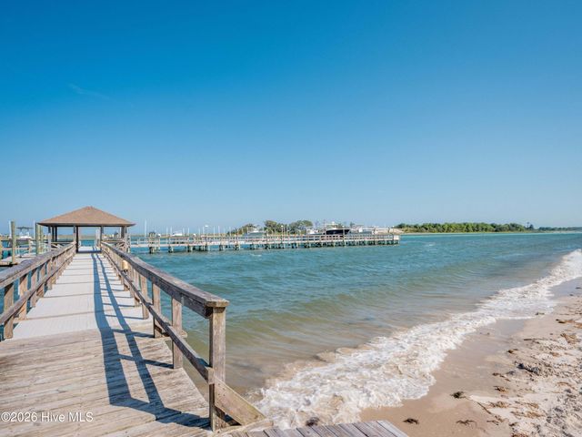 311 Cabbage Inlet Lane, Wilmington, NC 28409