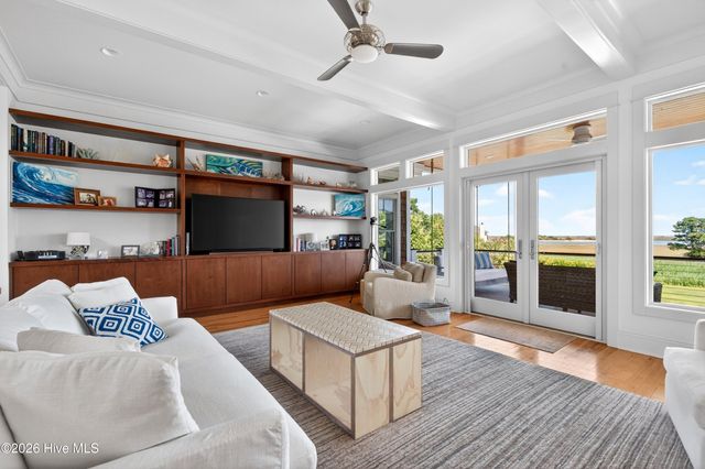 311 Cabbage Inlet Lane, Wilmington, NC 28409