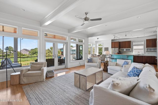311 Cabbage Inlet Lane, Wilmington, NC 28409