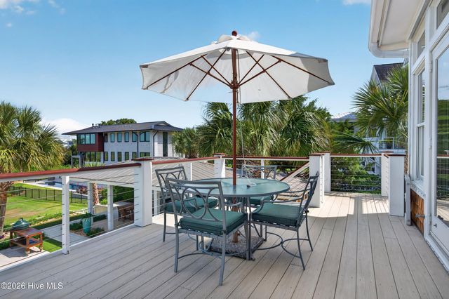 311 Cabbage Inlet Lane, Wilmington, NC 28409