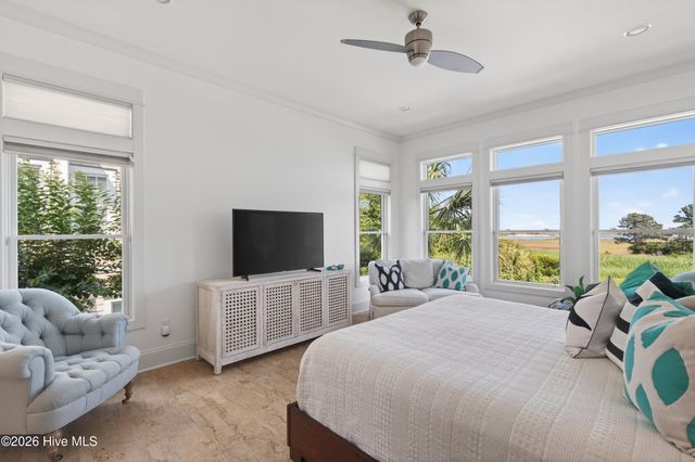 311 Cabbage Inlet Lane, Wilmington, NC 28409