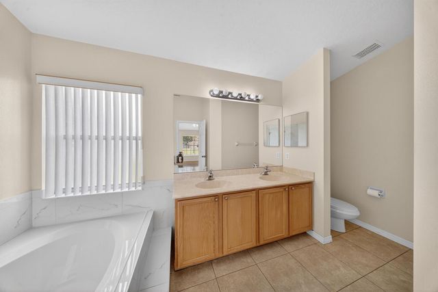 1044 SW Payne Avenue, Port St. Lucie, FL 34953