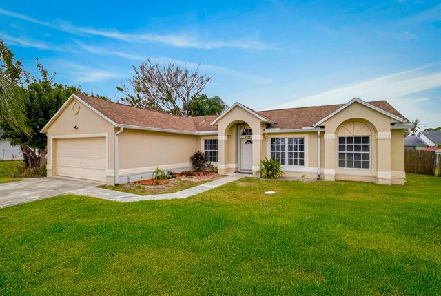 1044 SW Payne Avenue, Port St. Lucie, FL 34953