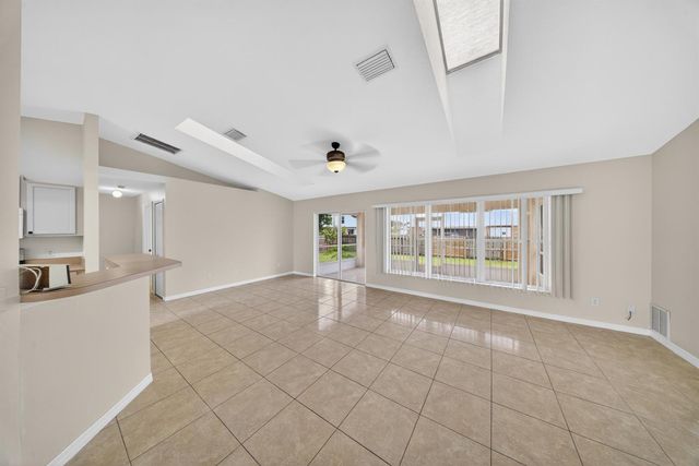 1044 SW Payne Avenue, Port St. Lucie, FL 34953