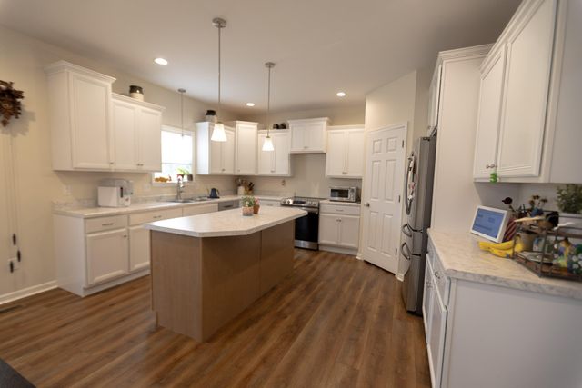1833 Patton Drive, Hebron, KY 41048