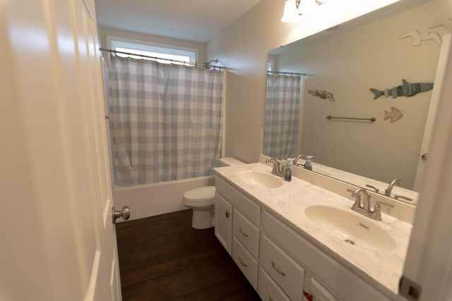 1833 Patton Drive, Hebron, KY 41048