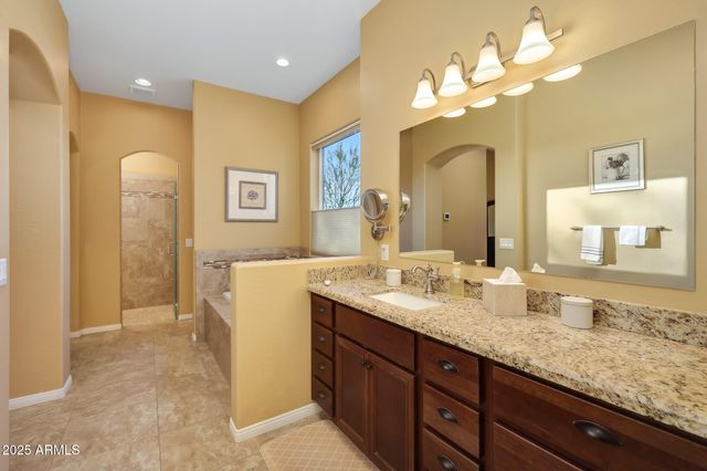 19737 W MARIPOSA Drive, Litchfield Park, AZ 85340