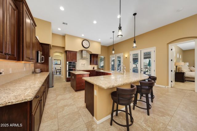 19737 W MARIPOSA Drive, Litchfield Park, AZ 85340