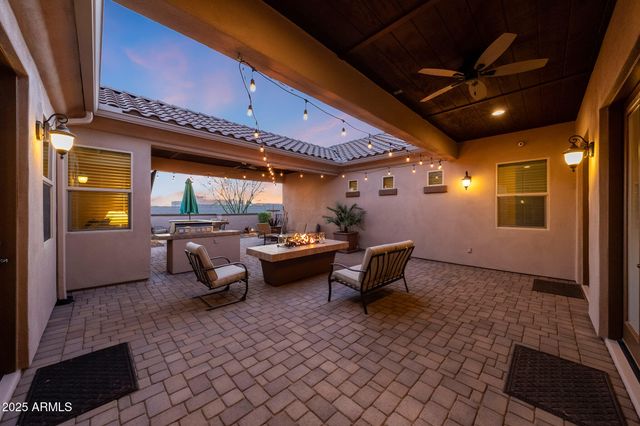 19737 W MARIPOSA Drive, Litchfield Park, AZ 85340