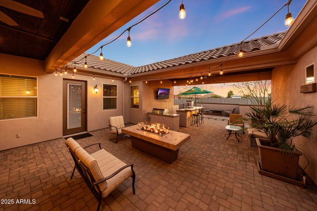 19737 W MARIPOSA Drive, Litchfield Park, AZ 85340