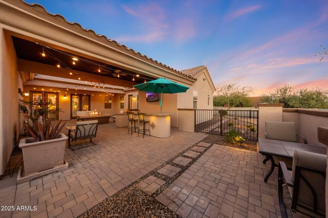 19737 W MARIPOSA Drive, Litchfield Park, AZ 85340