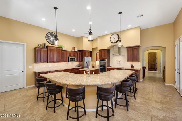 19737 W MARIPOSA Drive, Litchfield Park, AZ 85340