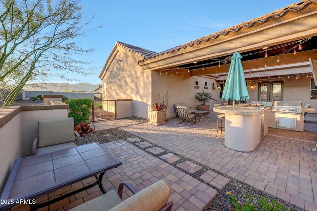 19737 W MARIPOSA Drive, Litchfield Park, AZ 85340