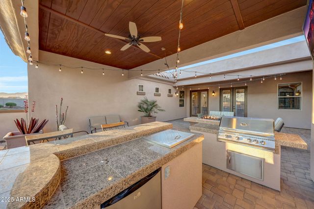 19737 W MARIPOSA Drive, Litchfield Park, AZ 85340