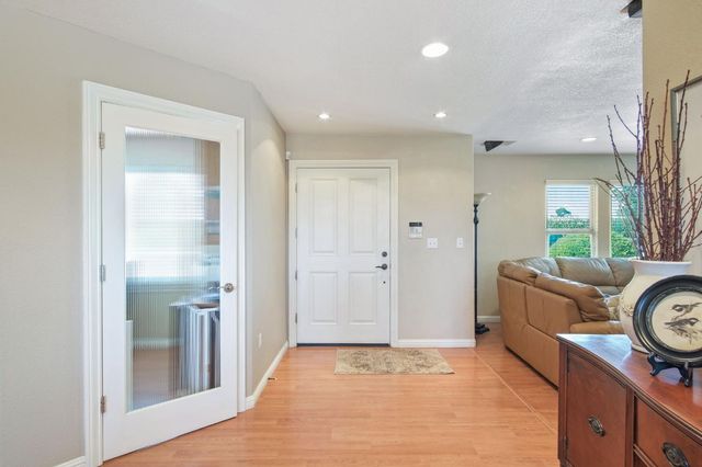 631 E Barnhart Rd, Turlock, CA 95382